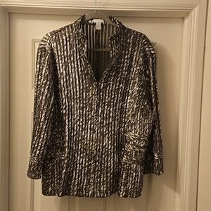 Chico's beautiful dress shirt